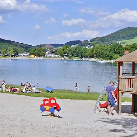 Gaensebluemchen Daire *